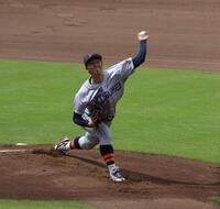 ９回８安打２失点で今季初勝利を挙げた有馬