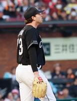 ６回、勝ち越しを許したロング