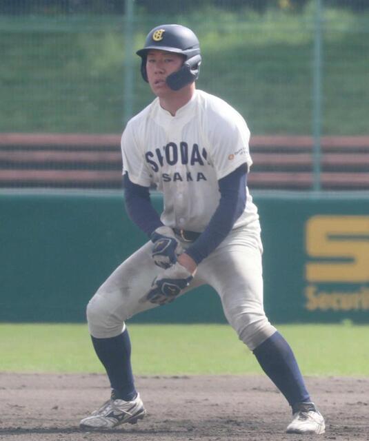 　７回、左前打を放ち出塁した春山