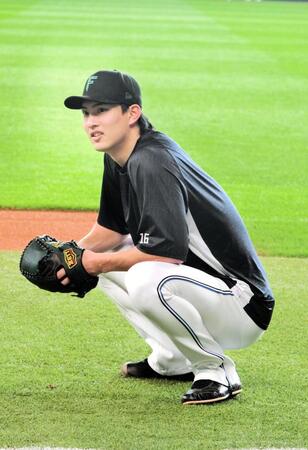 先発投手陣の練習に参加した達