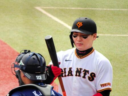 ２軍・西武戦に先発出場した丸