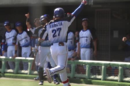 ２回に一時勝ち越しのソロを放った久保田