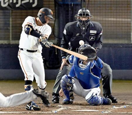 ２回、竹丸が中前打を放つ