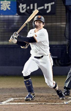 ２回、竹丸が中前打を放つ