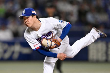 　ヤクルト戦に先発した中日・柳＝バンテリンドーム