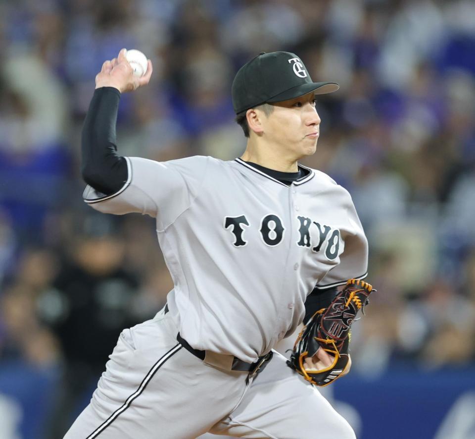 ８回に登板し、力投する大勢（撮影・西岡正）