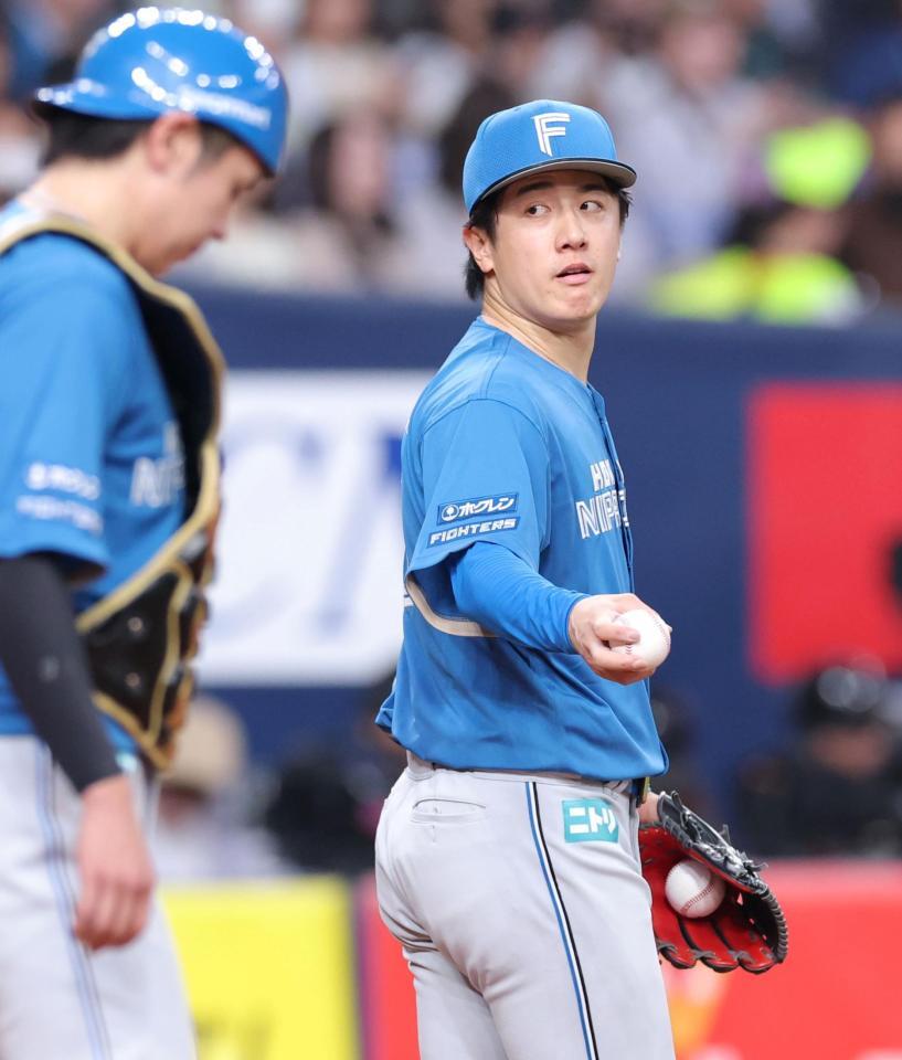 ５回、太田の２点適時二塁打で勝ち越しを許す北山（撮影・立川洋一郎）