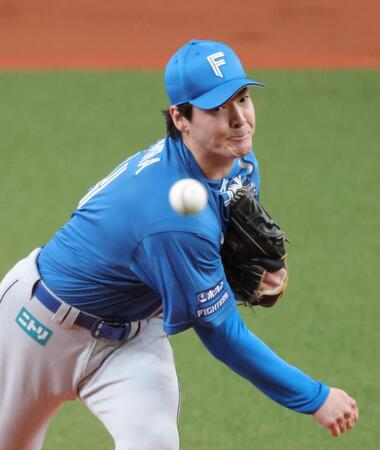 先発の有原（撮影・坂部計介）