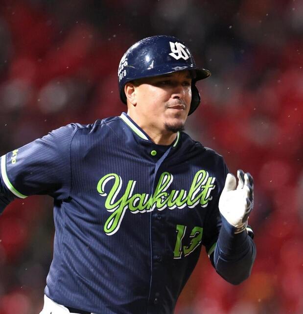 ヤクルト・オスナ　異例の２軍降格