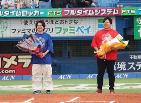 高田ふーみん（右）びーやま（左）＝撮影・金田祐二