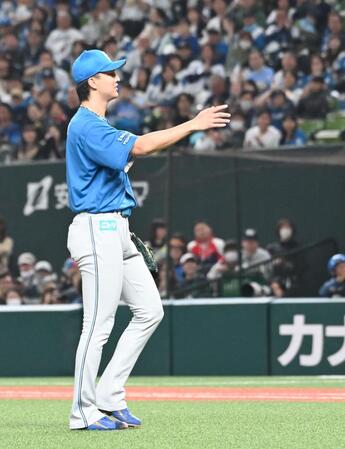 ５回、古賀の生還に納得のいかない達（撮影・持木克友）