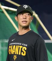 ４４歳の誕生日を迎えた内海コーチ（撮影・佐々木彰尚）