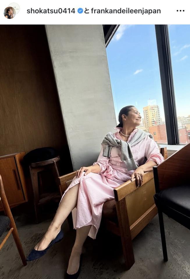 １月２８日付の亜希のインスタグラム＠ｓｈｏｋａｔｓｕ０４１４より 