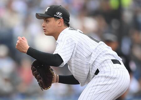 力投するロッテ・毛利海大＝ＺＯＺＯマリンスタジアム（撮影・開出牧）