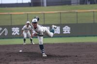 ３安打１失点完投した報徳・沢田