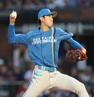 楽天戦に先発し力投する福島（撮影・西岡正）