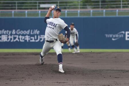 ８回１／３を１２安打１１奪三振２失点だった浅岡