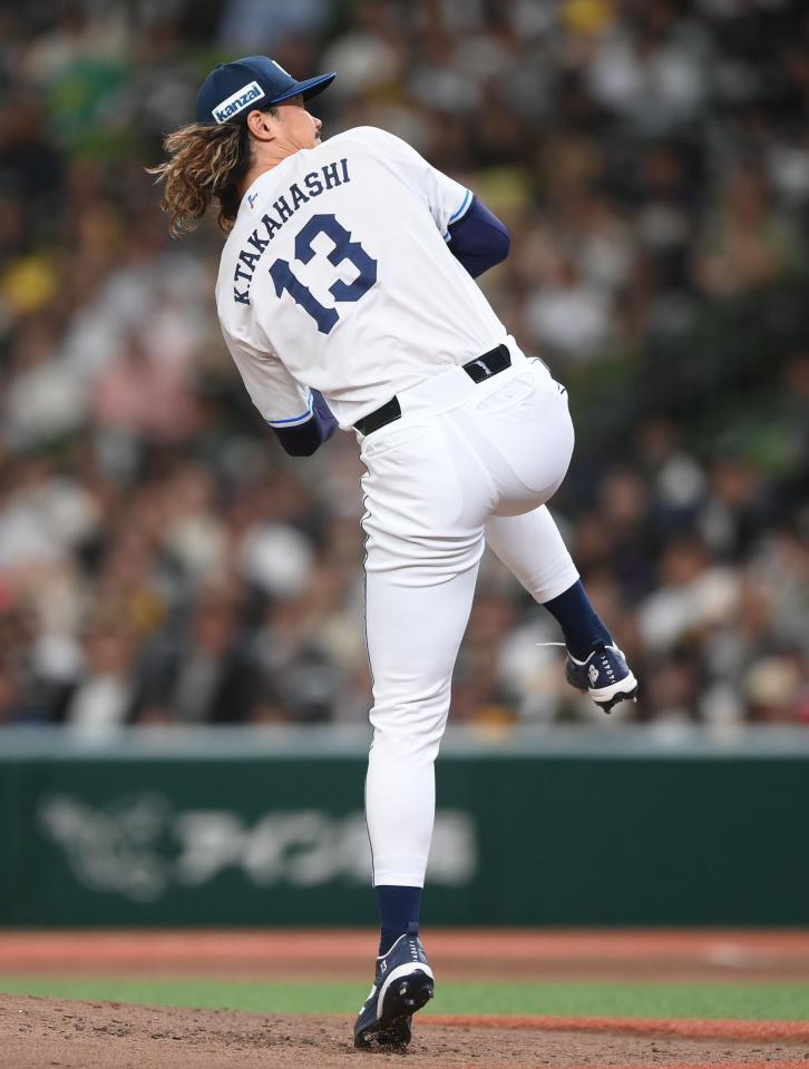 ３回、打球が当たった高橋（撮影・開出牧）