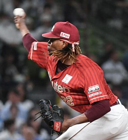 西武打線を相手に力投するウレーニャ（撮影・佐藤厚）