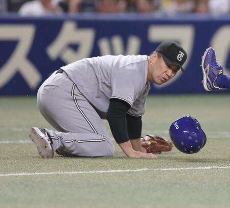 三走・田中幹とぶつかる田中将