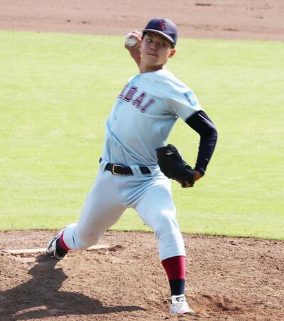 　８回を無失点に抑えた近大・宮原（撮影・山村菜々子）