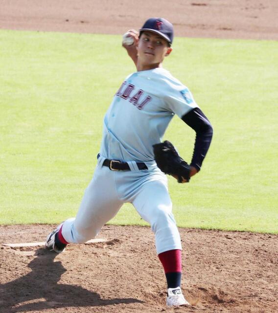 　８回を無失点に抑えた近大・宮原（撮影・山村菜々子）