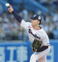 阪神戦に先発するヤクルト・吉村貢司郎＝神宮球場（撮影・西岡正）