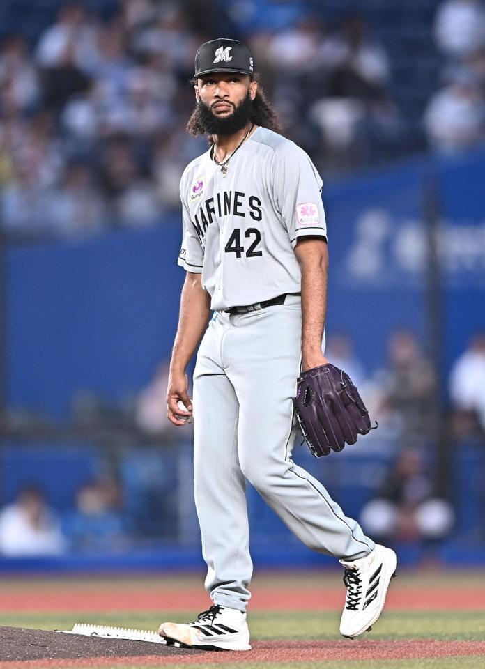 ３回、先制の右前適時打を打たれたジャクソン（撮影・開出牧）
