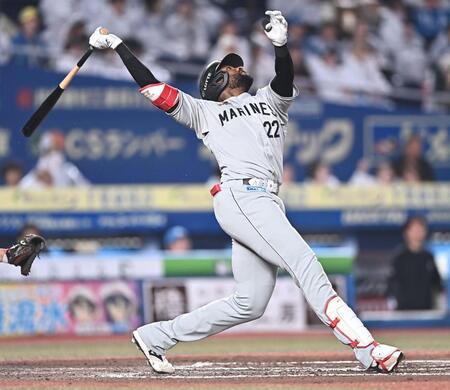 ６回、左飛に倒れたポランコ（撮影・開出牧）