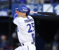 １回、先制適時打を放つ筒香（撮影・伊藤笙子）
