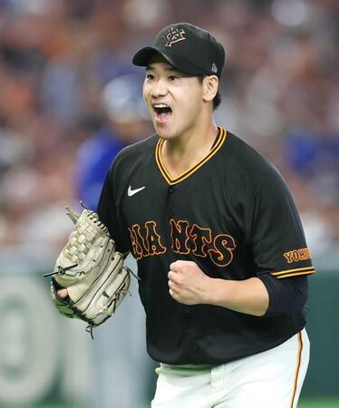 　８回、代打蝦名を三ゴロに仕留め、ほえる井上（撮影・金田祐二）