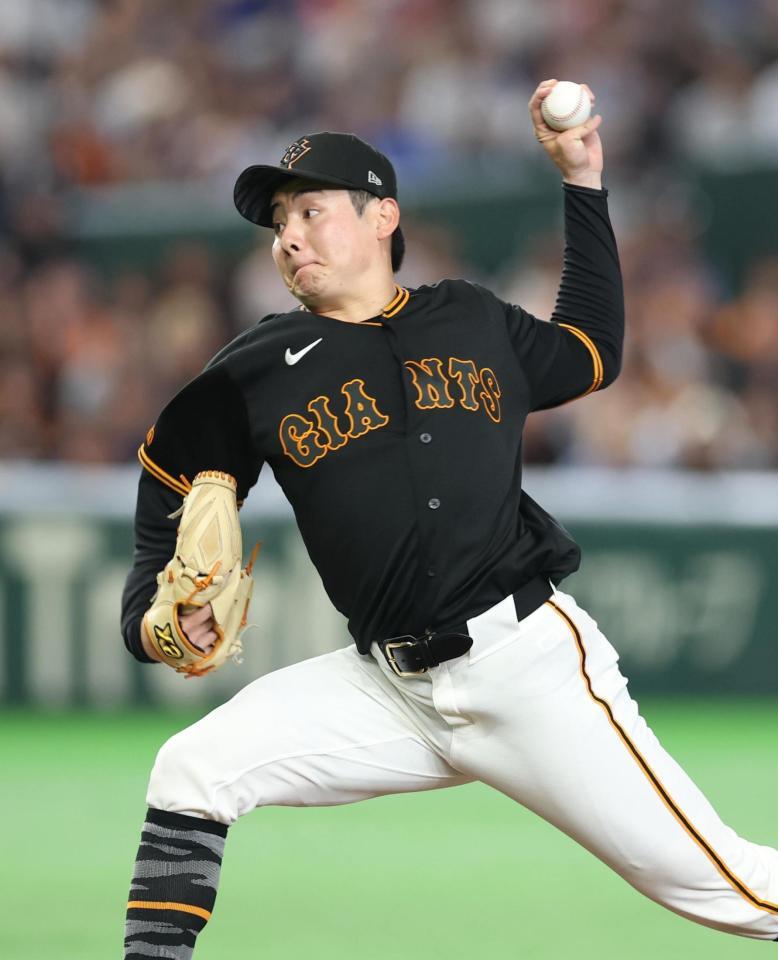 力投する竹丸（撮影・金田祐二）