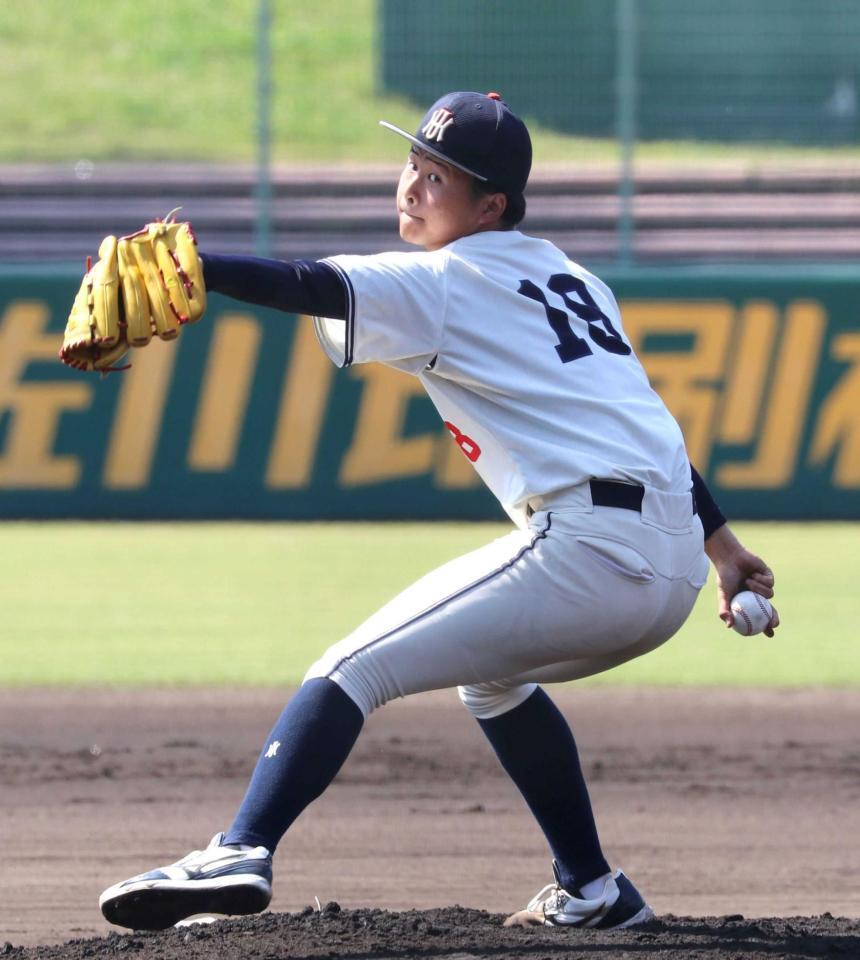 　９回５安打１失点の好投を見せた花園大・森田（撮影・山村菜々子）