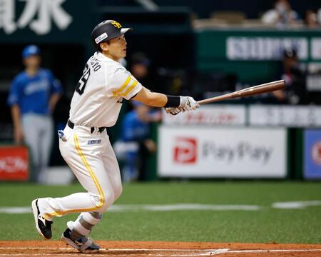 ７回、山本祐が走者一掃の右前打を放つ