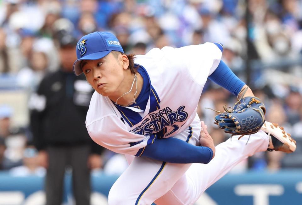 ヤクルト打線相手に力投する入江（撮影・佐々木彰尚）