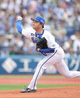 先発し力投する石田裕（撮影・石井剣太郎）