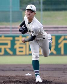 　１失点完投した報徳学園・沢田
