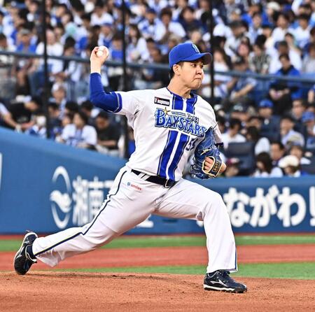 力投する先発の平良（撮影・持木克友）