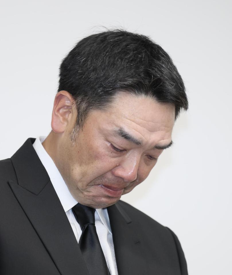 会見を行った阿部慎之助氏