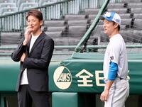 能見篤史氏と話をする島本（撮影・田中太一）