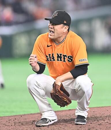 ５回、近藤に対して１-２からストライクが入らず悔しがる田中将（撮影・開出牧）