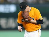 ５回、栗原を一ゴロに打ち取った田中将