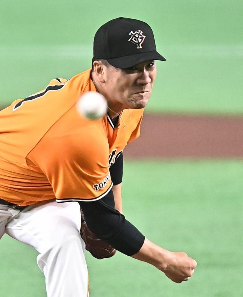 今季本拠地初マウンドで力投する田中将（撮影・開出牧）