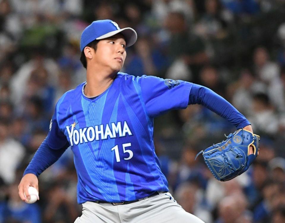 西武打線を相手に力投する島田（撮影・佐藤厚）