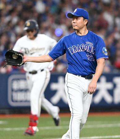 １回、紅林（左奥）に先制２ランを浴びた大野（撮影・高部洋祐）