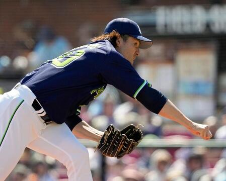 楽天戦に先発し、７回４失点で５勝目を挙げた高梨