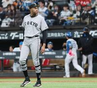 ９回、清宮幸に適時打を浴びたマルティネス