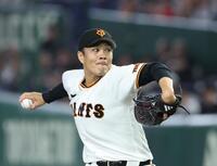 オリックス打線相手に好投する則本（撮影・佐々木彰尚）