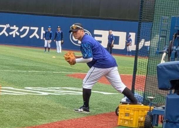 １軍に合流し守備練習するＤｅＮＡ・牧秀悟