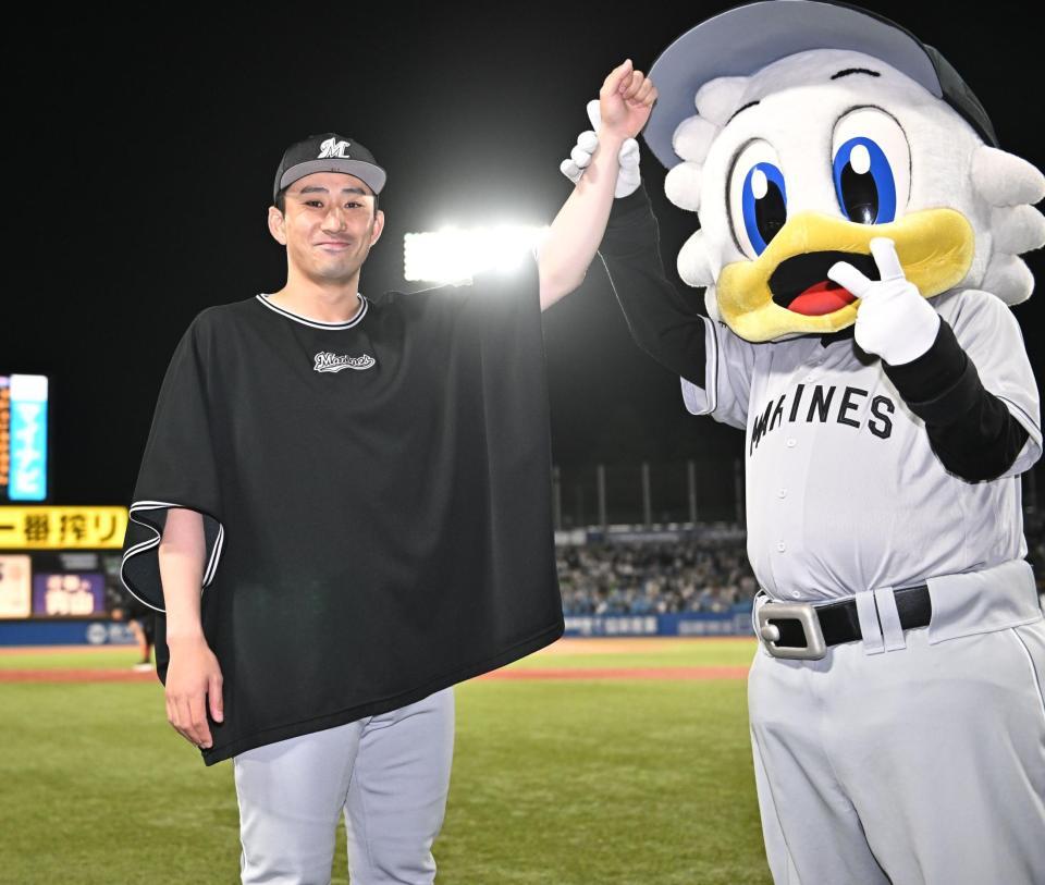 今季２勝目を挙げ笑顔の小島（撮影・開出牧）